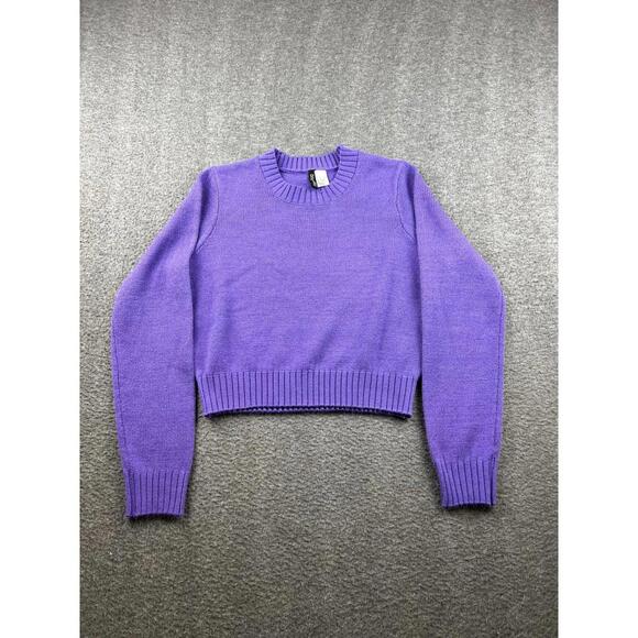 Sweaters - H&M Divided Purple Cropped Sweater Size Medium